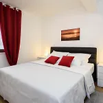 Casa vacanze Awesome In With Sauna