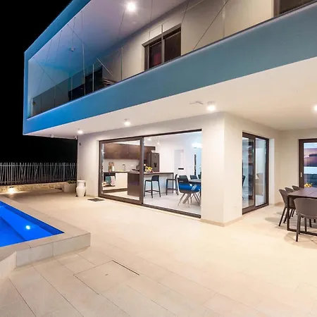 Semesterbostad Luxurious In With Sauna *