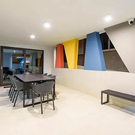 Holiday home Luxurious In With Sauna Drace