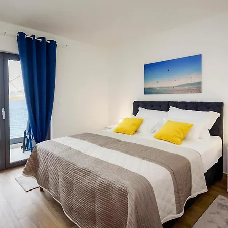 Luxurious In With Sauna Drače